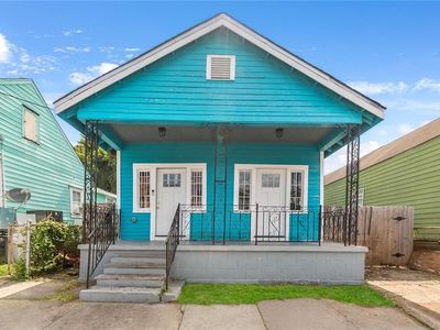 1725 Mandeville St