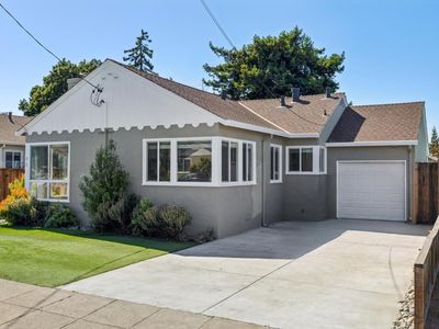 45 E Hillsdale Blvd