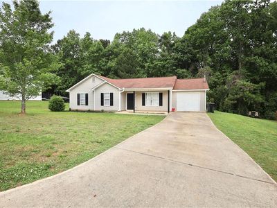 Property at 397 Thorn Thicket Dr, Rockmart, GA