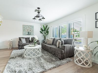 1702 Whiskey Creek Dr