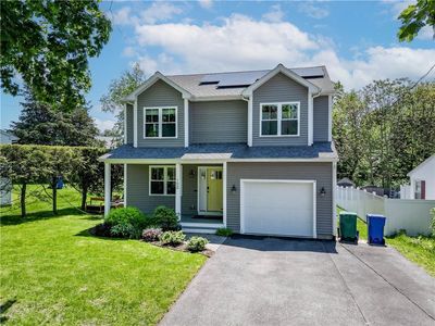 100 E View Ave