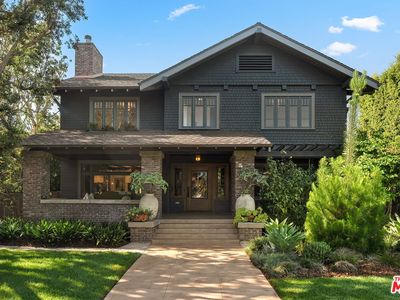 405 Palisades Ave