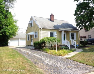 4 Southlawn Ct