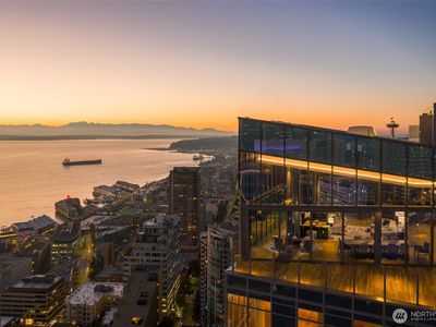 121 Stewart Street #3703