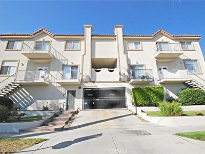 Property at 2345 Montrose Ave APT 2, Montrose, CA