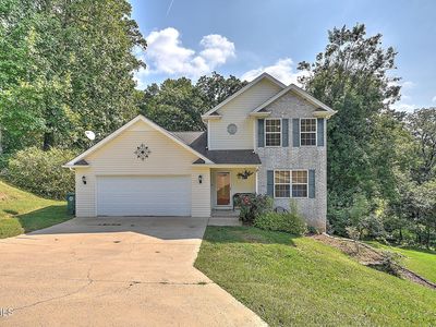 317 Henrys Ln