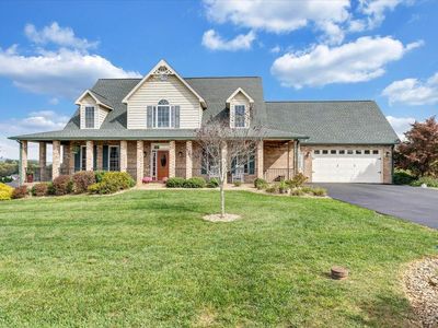195 Graystone Dr