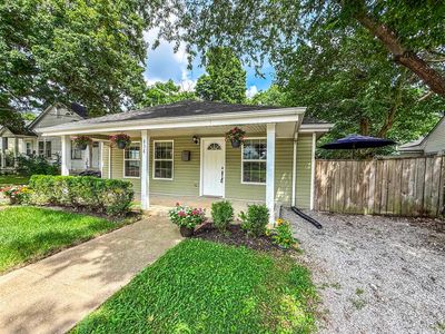 838 Cabell Dr