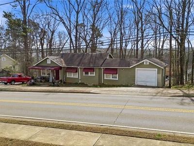 1004 Marietta Rd