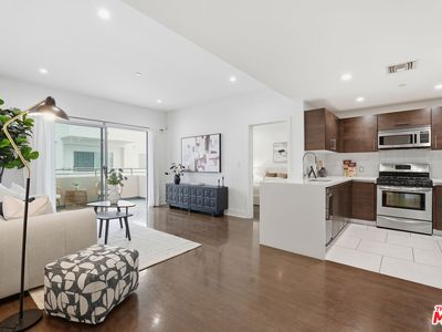 1700 Sawtelle Blvd APT 219