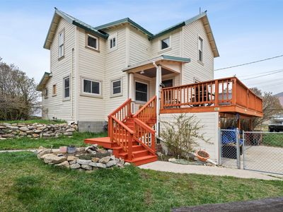 17 Quartz Ave