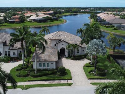 6685 Costa CIR