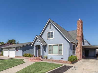 Property at 476 N Nichols Avenue, Dinuba, CA