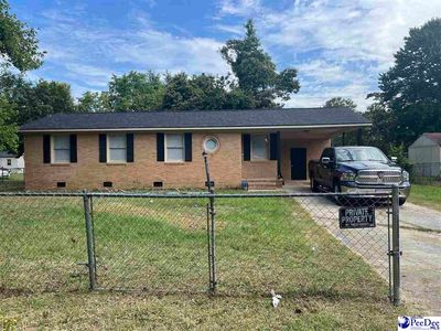 Property at 811 E Scarlett Ln, Florence, SC