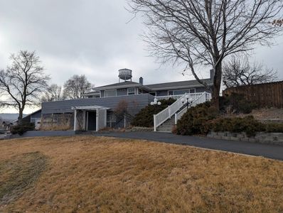 104 N Hilltop Ave