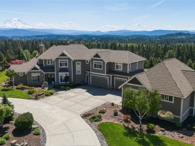 2416 Cascade Drive E