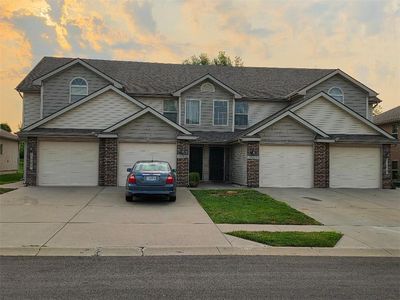12325-12327 NW Fox Creek Dr #12335