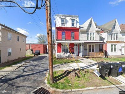 8 S 18th St