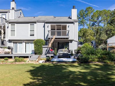 1018 Riverbend Club Dr SE #18