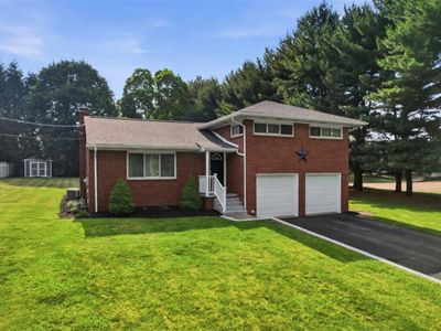 Property at 106 Allegheny Dr, Natrona Heights, PA