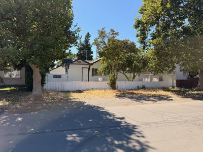 1505 Victoria Dr