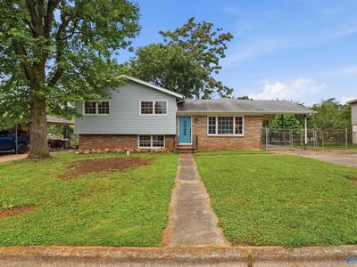 3208 Cerro Vista St SW