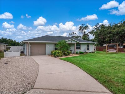 5207 Shad Dr