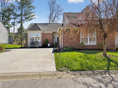 712 E Moss Creek Dr
