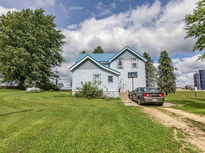 5215 County Rd