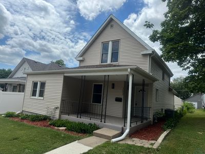 203 Helen St