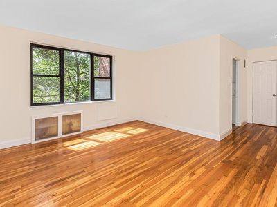 6485 Broadway APT 5B