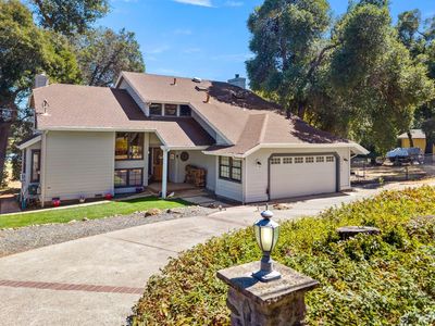 2808 Buckingham Drive