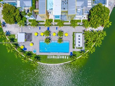 6103 Aqua Ave APT 105