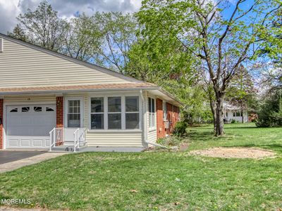 1 Wintergreen Lane #B