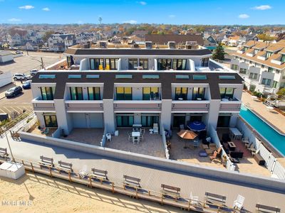 900 Ocean Avenue #3
