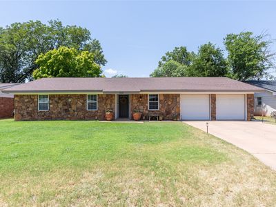 1626 Marsalis Dr