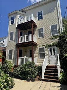 58 Sutton St APT 5