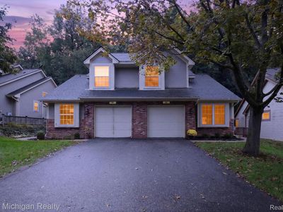 884 Whisperwood Trl