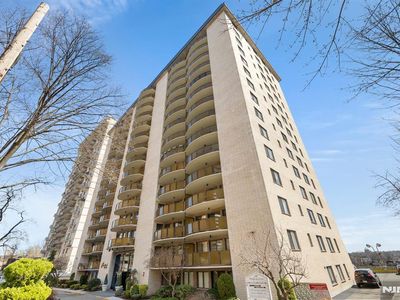 150 Overlook Ave APT 14F