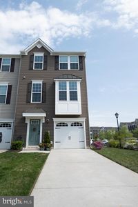 Property at 215 Dalton Dr, Swedesboro, NJ