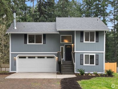 22408 Basin View Court SE