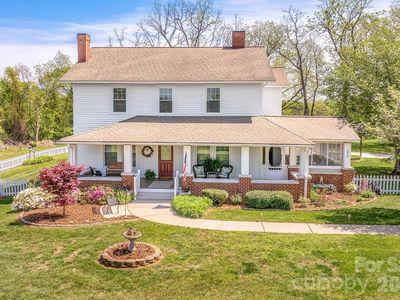 2022 Chatfield Rd