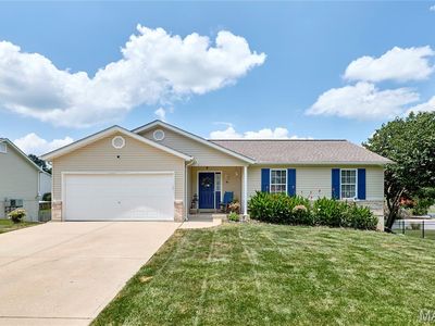 34 Robin Hood Dr
