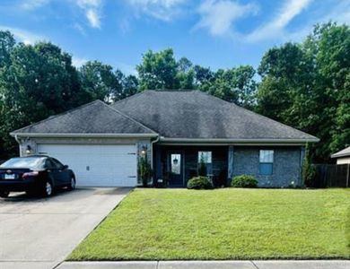1008 Huck Finn Blvd