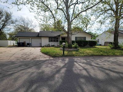 Property at 1208 Grandview Ave, Newton, KS
