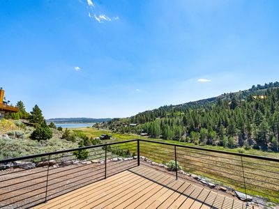 445 N Scenic Dr