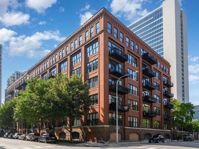 520 W Huron St APT 507