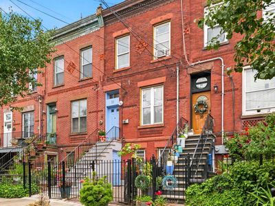 33 Park St