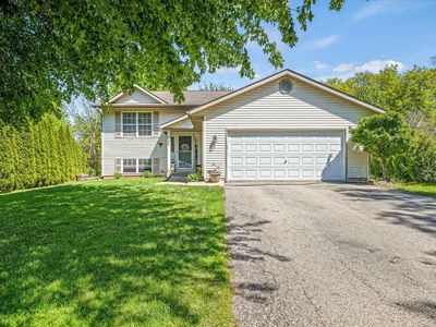 302 Picadilly Dr SE