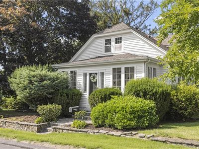 90 Hilltop Rd